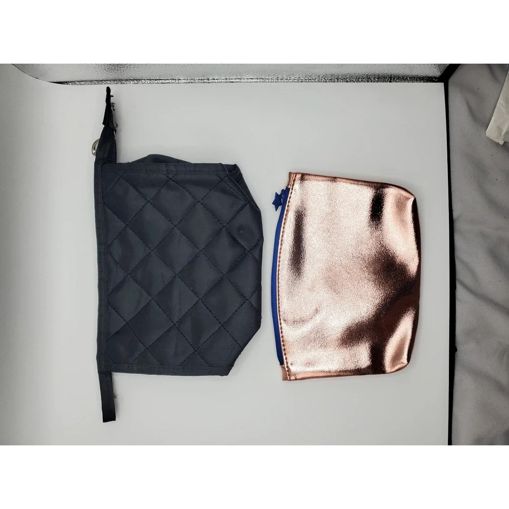 2 Makeup bags